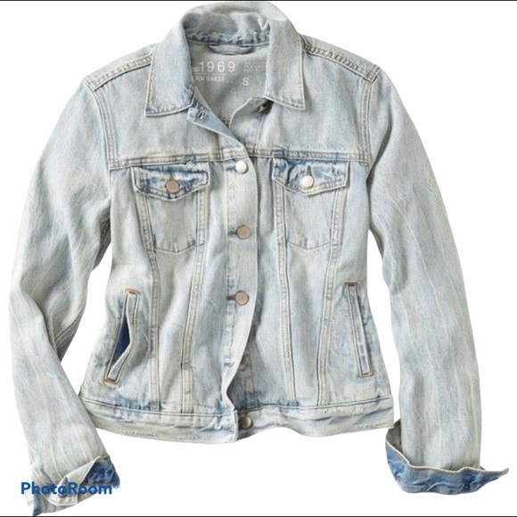 GAP 1969 Distressed Denim Jacket - Picture 1 of 9